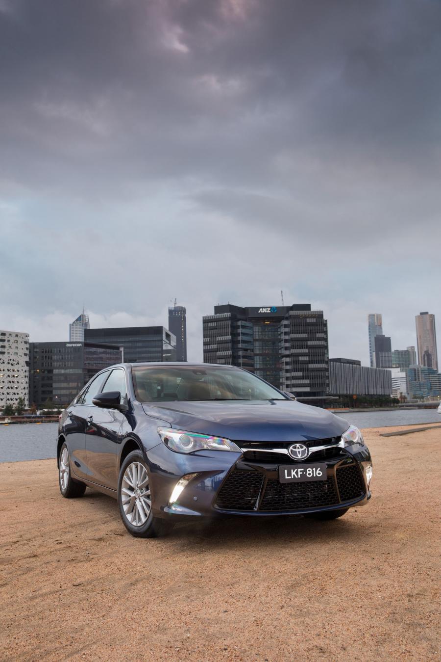  Toyota Camry Atara SL 2015 года  (фото 9 из 22)